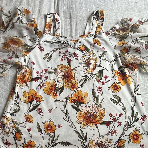 Perseption Concept Floral Off-Shoulder Blouse - Cream and Orange Size XL - Picture 6 of 7